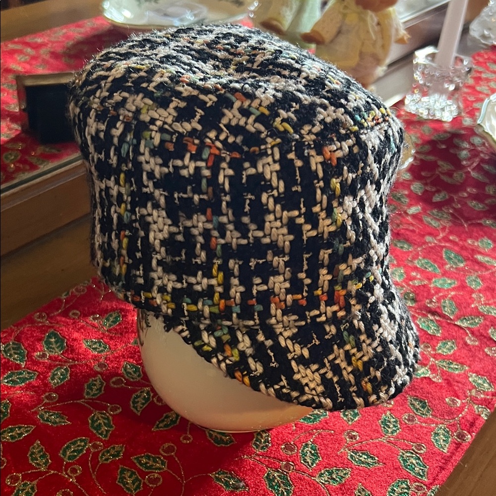 Tweed Cap - Picture 2 of 6